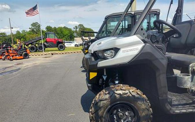 2024 Can-Am Defender MAX HD9