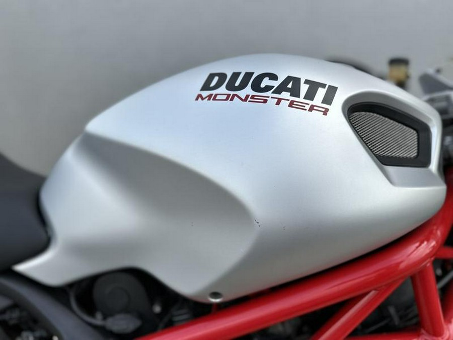 2009 Ducati Monster 1100