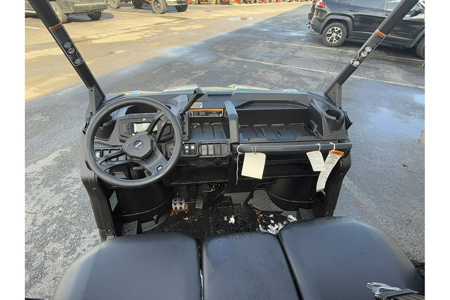 2025 Can-Am DEFENDER DPS HD 7