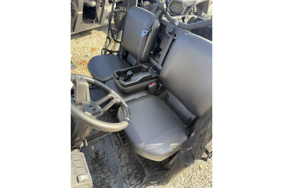 2025 Can-Am DEFENDER DPS HD 7