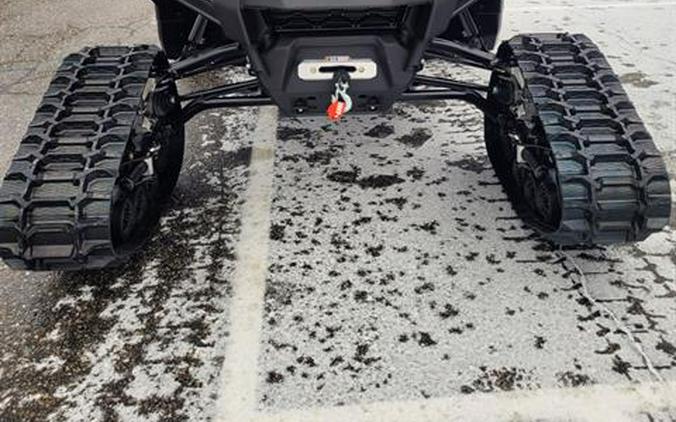 2026 Can-Am Defender Limited HD11