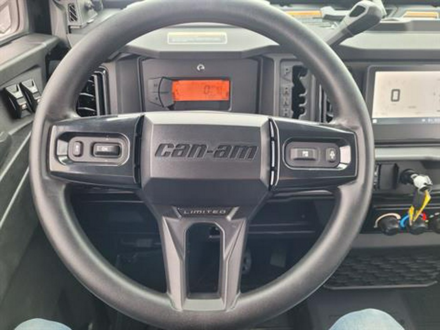 2026 Can-Am Defender Limited HD11