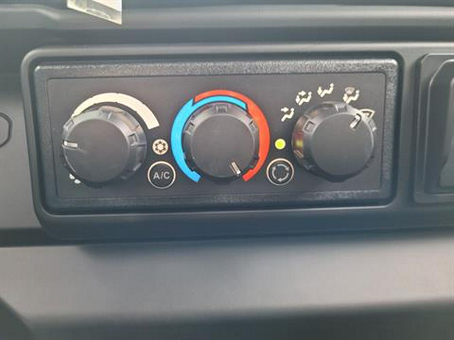 2026 Can-Am Defender Limited HD11