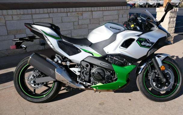 2024 KAWASAKI NINJA 7 HYBRID ABS