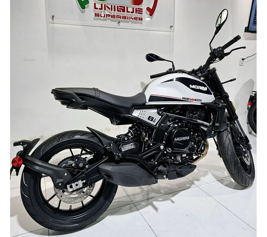 2023 Moto Morini® Seiemmezzo STR