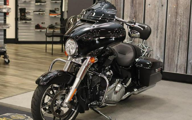 2022 Harley-Davidson® FLHX - Street Glide®