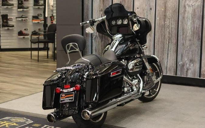 2022 Harley-Davidson® FLHX - Street Glide®