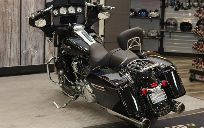 2022 Harley-Davidson® FLHX - Street Glide®