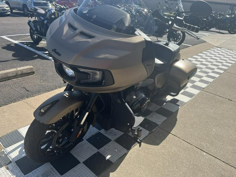 2020 Indian Motorcycle® Challenger Dark Horse Sandstone Smoke