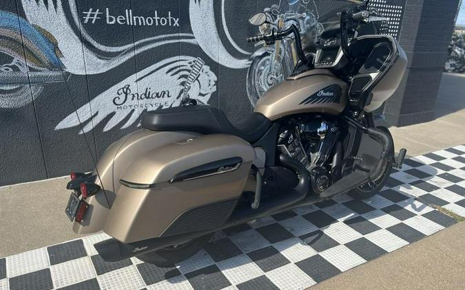 2020 Indian Motorcycle® Challenger Dark Horse Sandstone Smoke