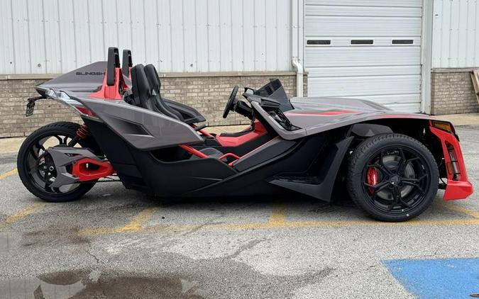 2026 Polaris Slingshot® R AutoDrive Radiant Gray with Indy Red Pearl