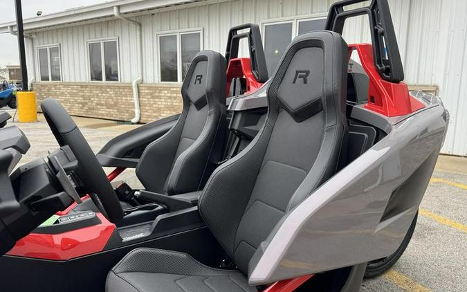 2026 Polaris Slingshot® R AutoDrive Radiant Gray with Indy Red Pearl