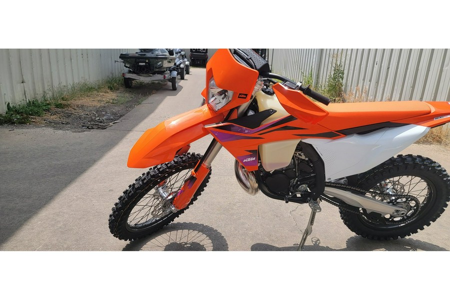 2024 KTM 300 XC