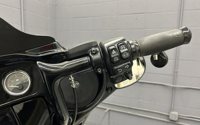 2022 Harley-Davidson® FLHXS - Street Glide® Special