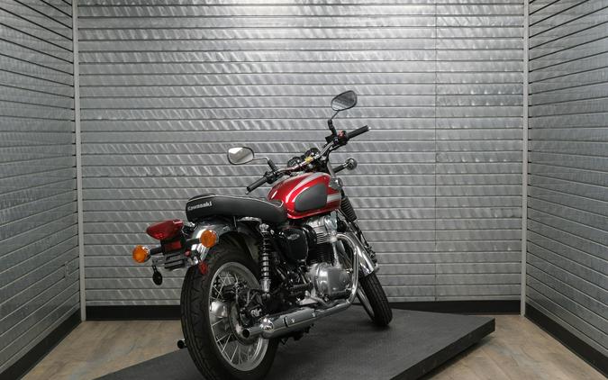 2022 KAWASAKI W800