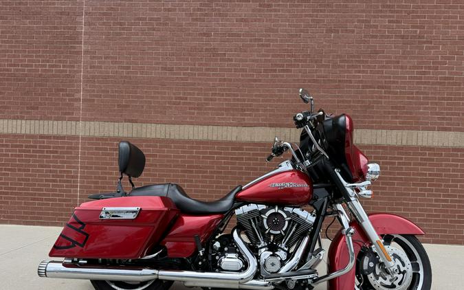 2013 Harley-Davidson® Street Glide® Ember Red Sunglo