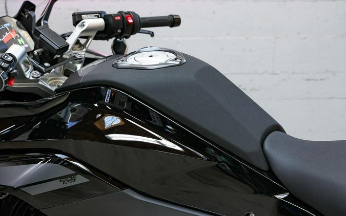 2026 BMW R 1300 RS