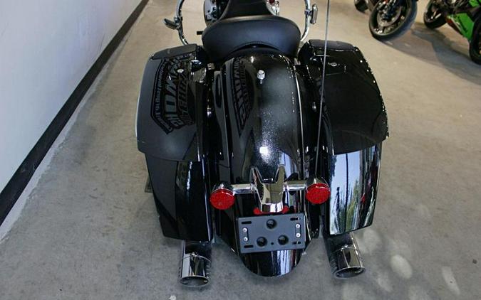 2020 Indian Motorcycle® Chieftain® Elite Thunder Black Vivid Crystal/Wildfire Red Candy