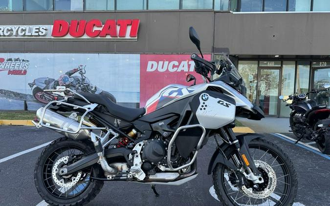 2024 BMW F 900 GS Adventure White Aluminum Metal Matte