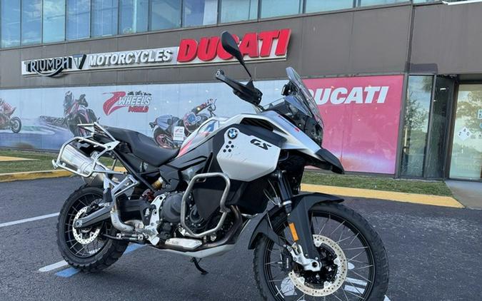 2024 BMW F 900 GS Adventure White Aluminum Metal Matte