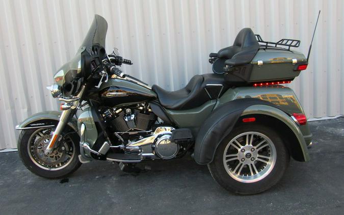 2021 Harley-Davidson® FLHTCUTG - Tri Glide® Ultra