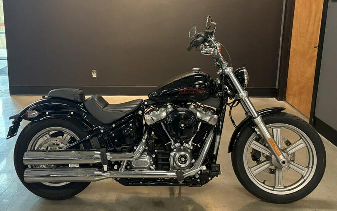 2023 Harley-Davidson® Softail® Standard Vivid Black