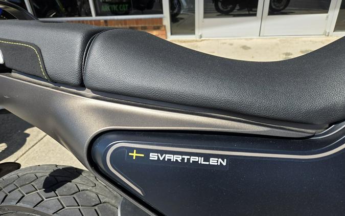 2022 Husqvarna Svartpilen 401