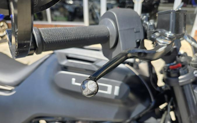 2022 Husqvarna Svartpilen 401