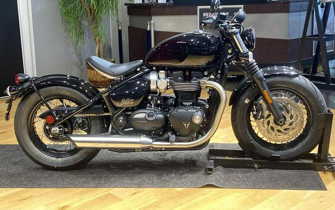 2024 Triumph BONNEVILLE BOBBER