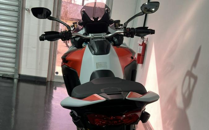 2025 Ducati Multistrada V4 RS