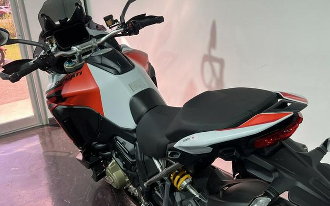 2025 Ducati Multistrada V4 RS