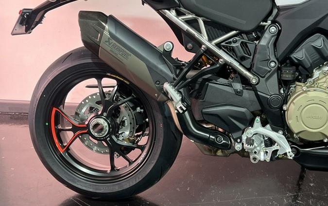 2025 Ducati Multistrada V4 RS