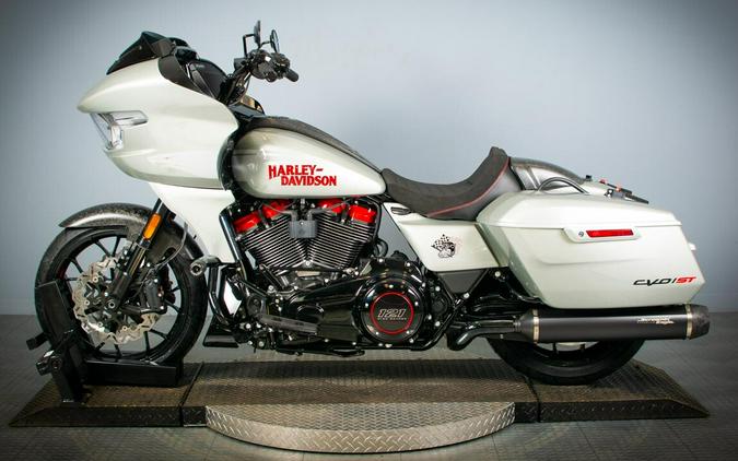 2025 Harley-Davidson CVO Road Glide ST FLTRXSTSE