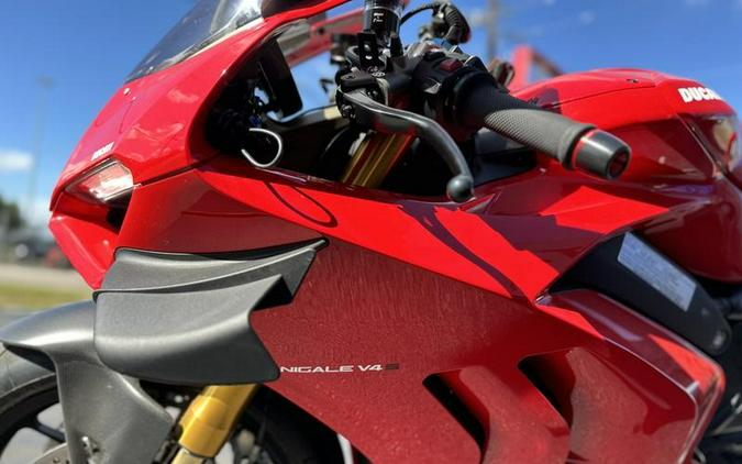 2020 Ducati Panigale V4 S Ducati Red