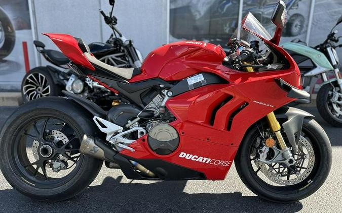 2020 Ducati Panigale V4 S Ducati Red