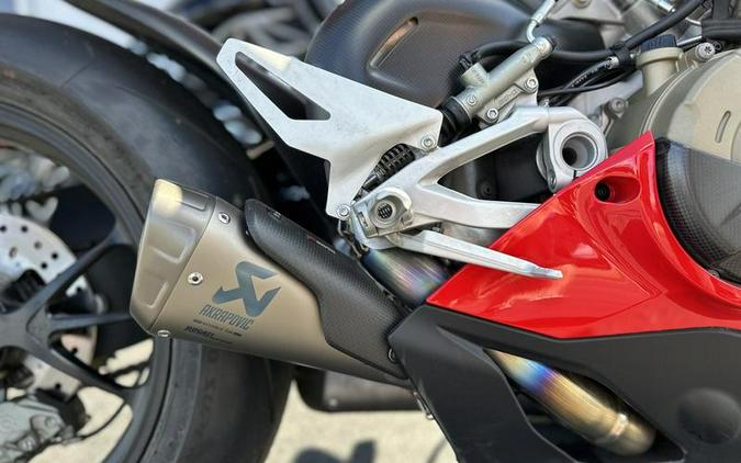 2020 Ducati Panigale V4 S Ducati Red