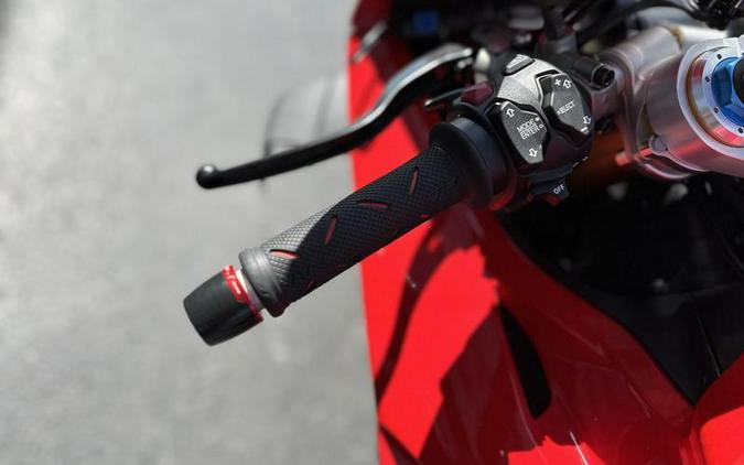 2020 Ducati Panigale V4 S Ducati Red