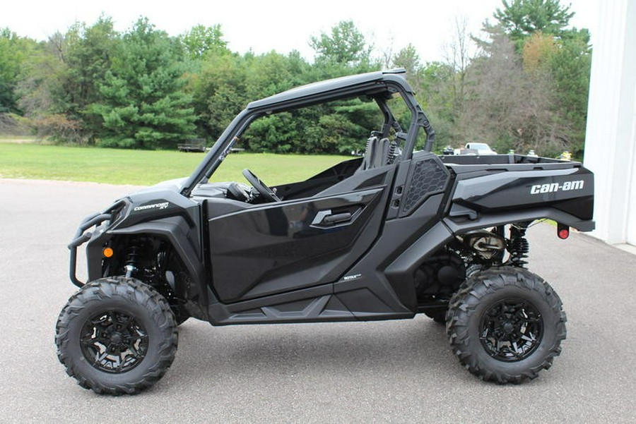 2024 Can-Am® Commander XT 700