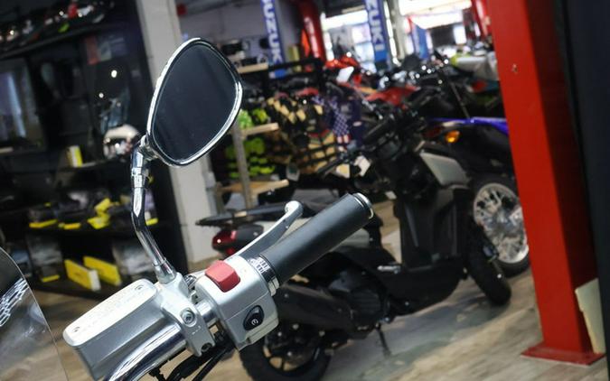 2022 Suzuki Boulevard C50