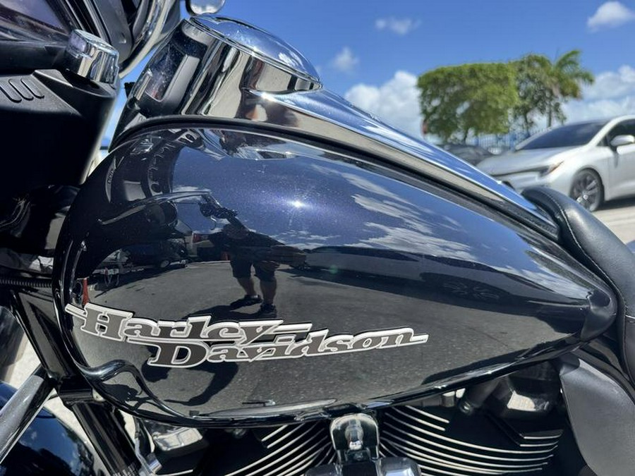 2020 Harley-Davidson® FLHX - Street Glide®