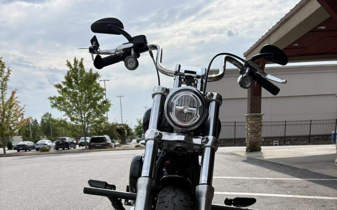 2024 Softail Standard Vivid Black
