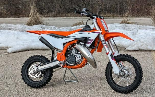 2023 KTM 50 SX Factory Edition First Look [7 Fast Facts, Specs, Photos]