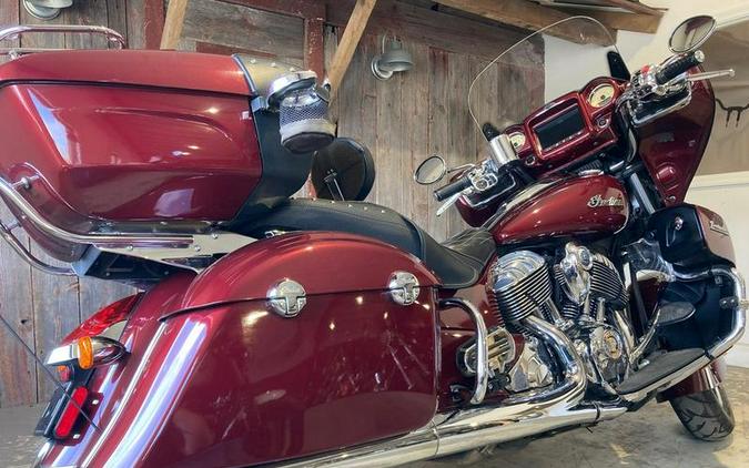 2017 Indian Motorcycle® Roadmaster® Burgundy Metallic