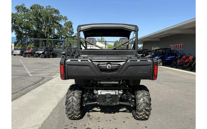 2025 Can-Am Defender XT HD10