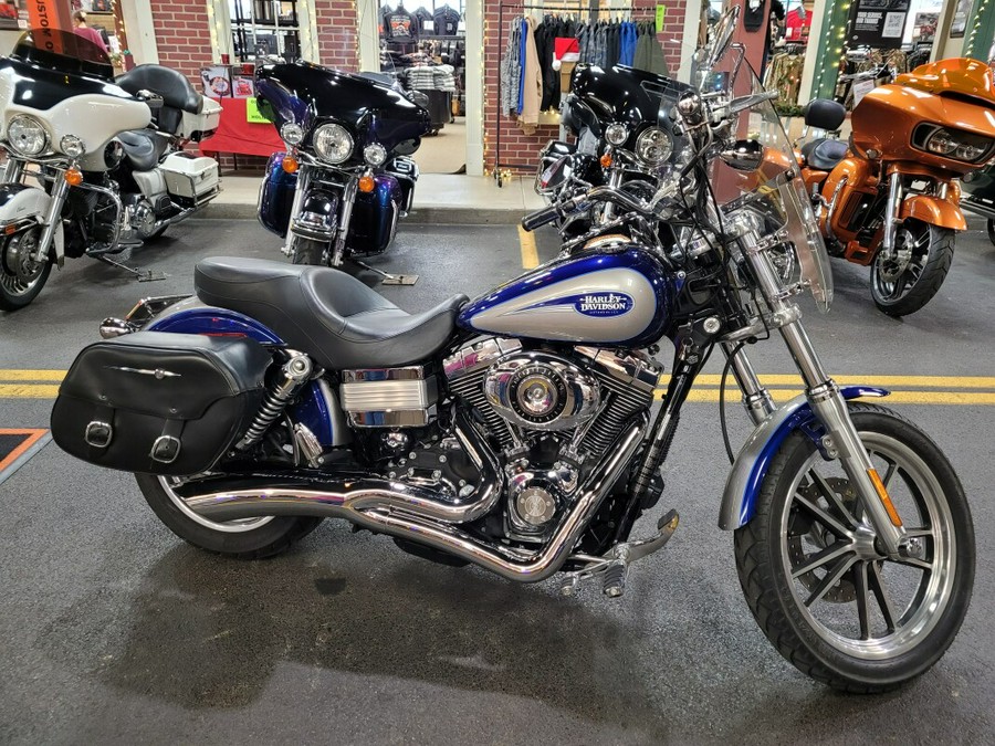 2007 Harley-Davidson® Low Rider® Deep Cobalt Pearl & Pewter Pearl