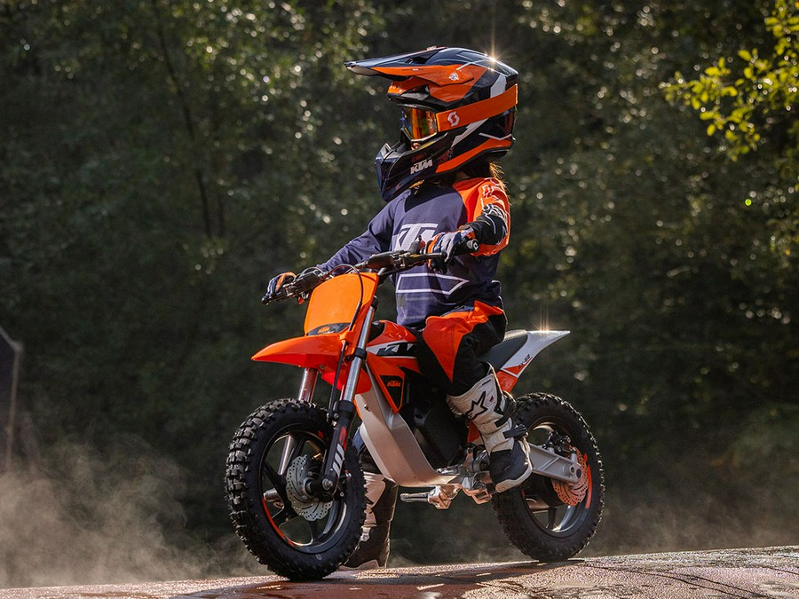 2025 KTM SX-E 2