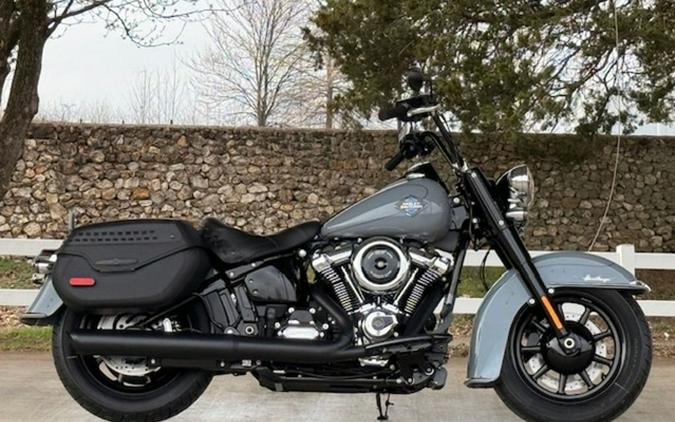2026 Harley-Davidson Softail FLHC - Heritage Classic