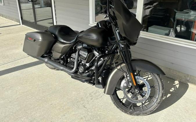 2020 Harley-Davidson® FLHXS - Street Glide® Special