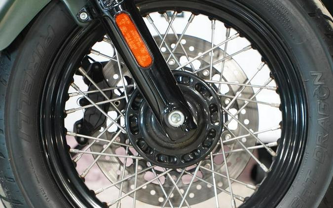 2022 Indian Motorcycle® Chief® Bobber Dark Horse® Sagebrush Smoke