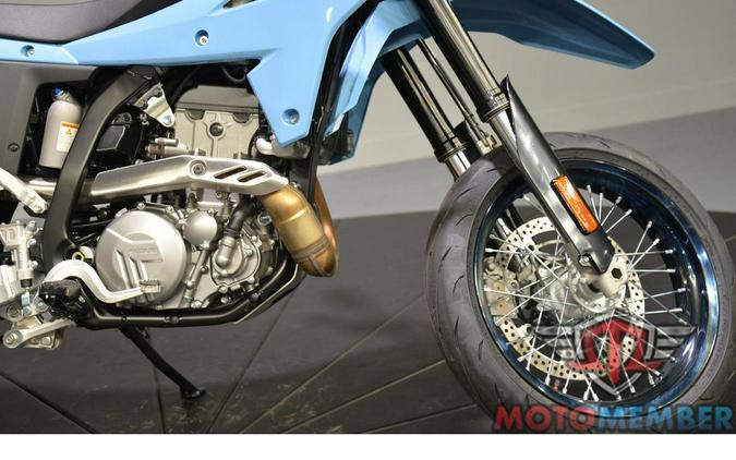 2025 Suzuki DR-Z4SM